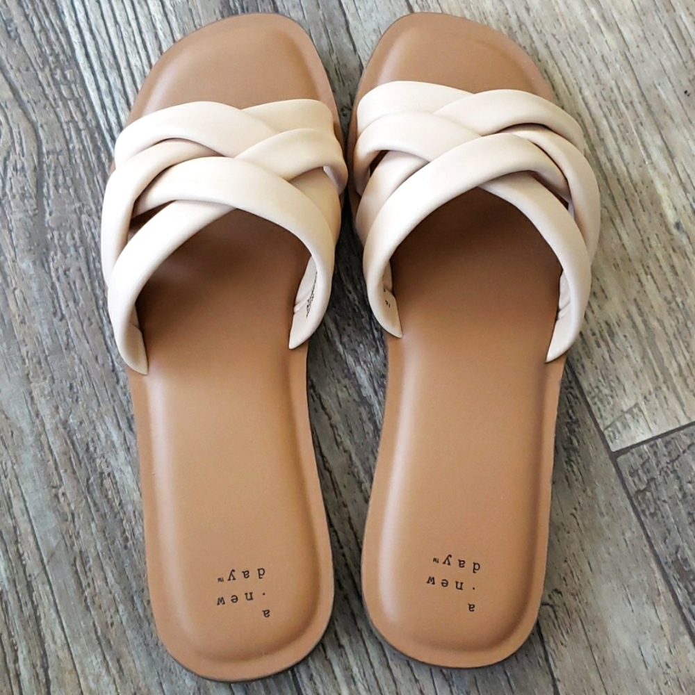 Sandals, tan & cream, A New Day